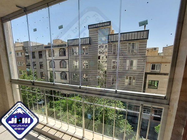 نمونه‌کار شیشه بالکن